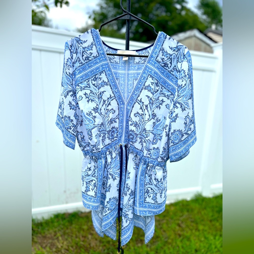 Michael Kors Blue & White shirt with black drawstring at waist